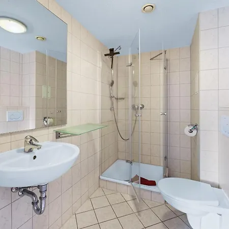 Appartement Am Leuchtturm Mit Meerbl *