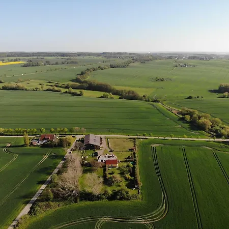 Am Leuchtturm Mit Meerbl Kägsdorf