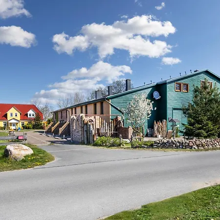 Am Leuchtturm Mit Meerbl * Kägsdorf